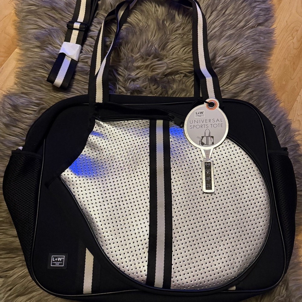 NEW w tags  -L&W Tennis/pickleball  X-Body Stylish Tote